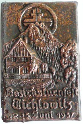 Tichlowitz turnfestr.jpg