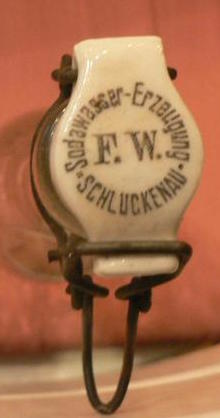 Schluckenau soda FW verschluß.jpeg
