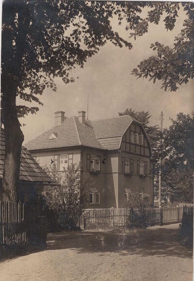 Logie haus Fritsch niemes, 1928.jpeg