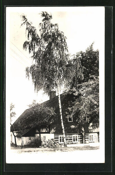 Datei:AK-Tschernhausen-Krs-Friedland-Ortspartie-mit-Blick-auf-Gasthof.jpg
