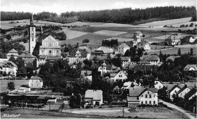 Nixdorf mit kirche.jpg