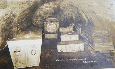 Böhmisch Kamnitz Dekanalkirche Wartenberger Gruft.jpg