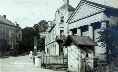 Niedereinsiedel grenze kino.jpg