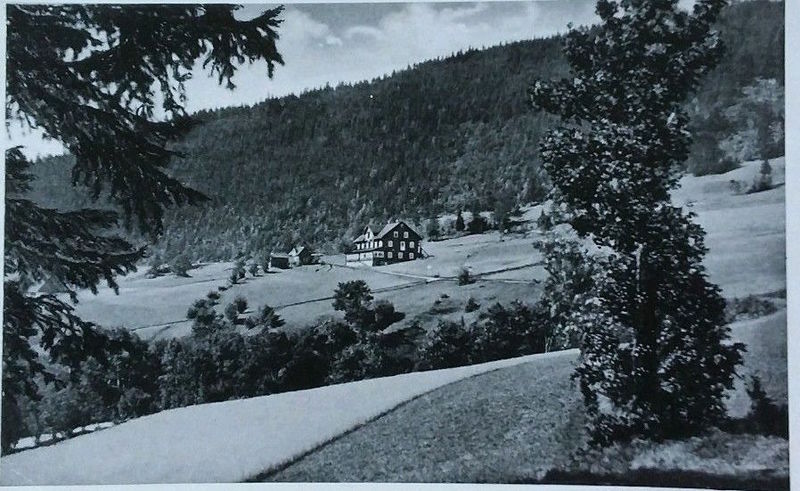 Datei:Kolbenkammbaude vorn.jpg
