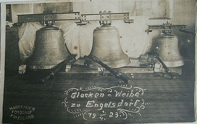 Engelsdorf bei friedland glockenweihe.jpg